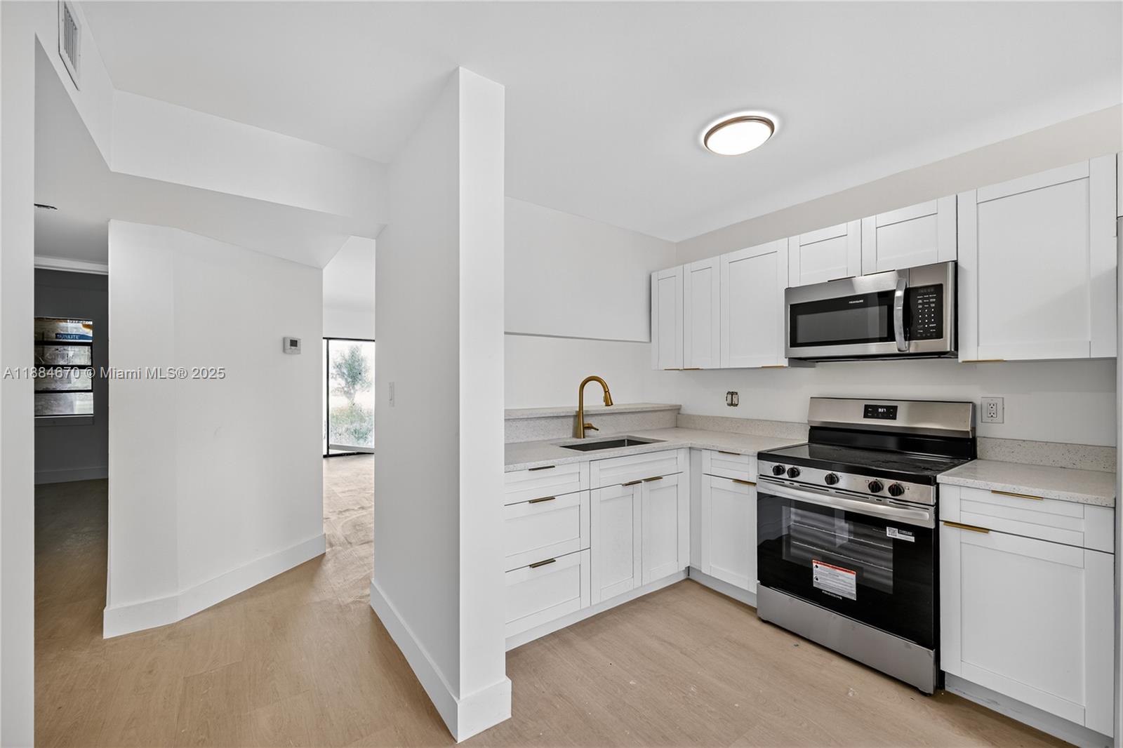 LAKESIDE AT TAMARAC CONDO - Residential