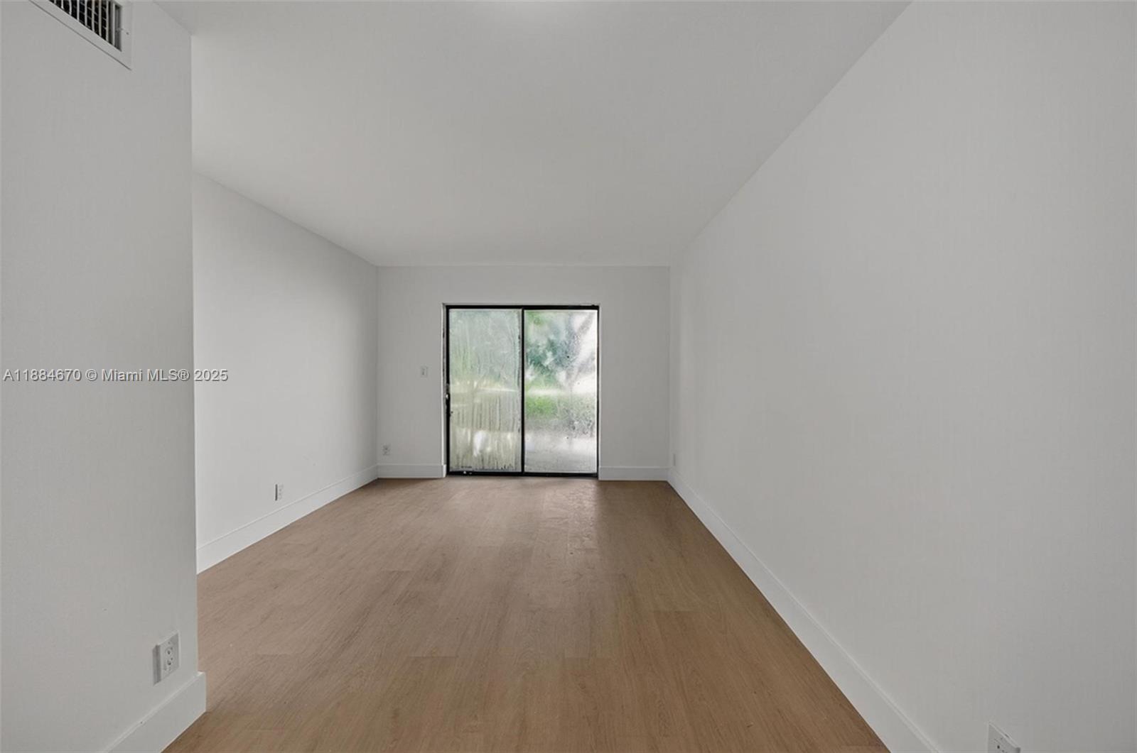 LAKESIDE AT TAMARAC CONDO - Residential