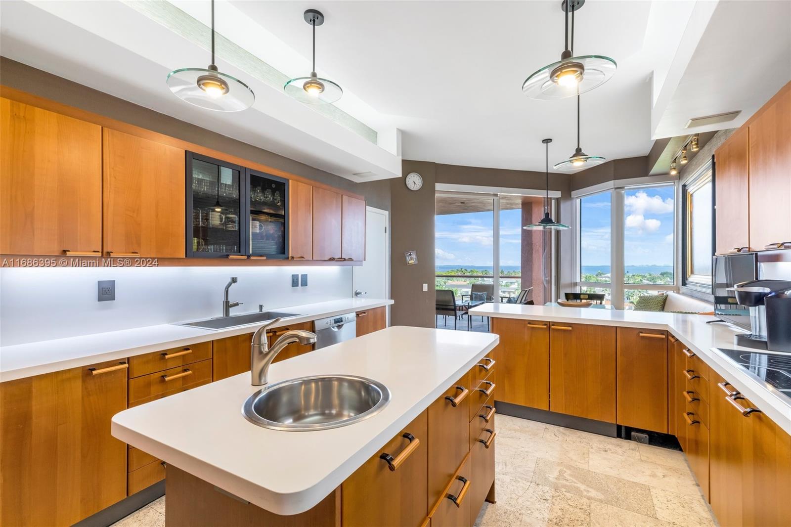 THE GABLES CONDO - Residential