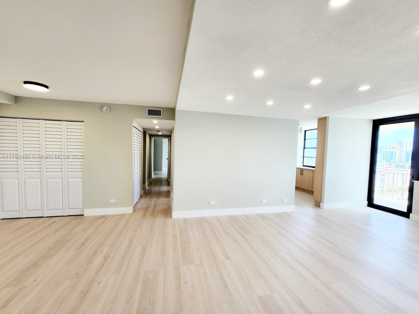 250 174th St 1618