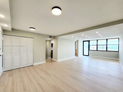 250 174th St 1618 Sunny Isles Beach FL 33160