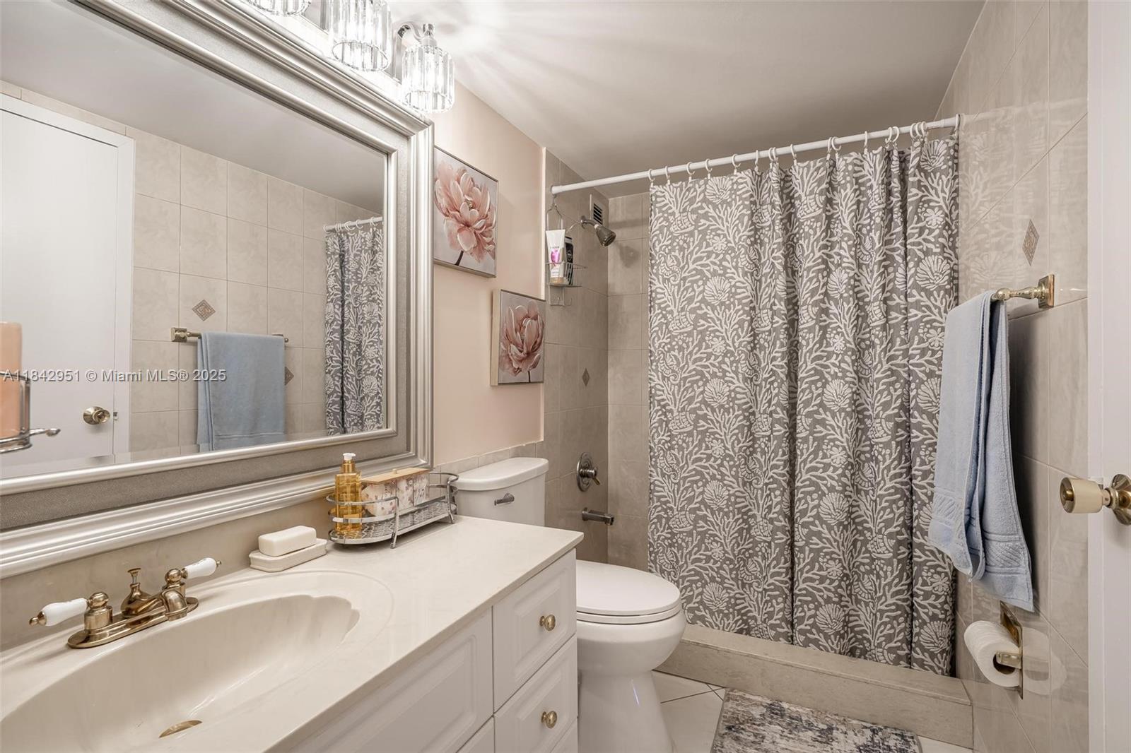 PARKER PLAZA CONDO ESTATE - Residential Lease