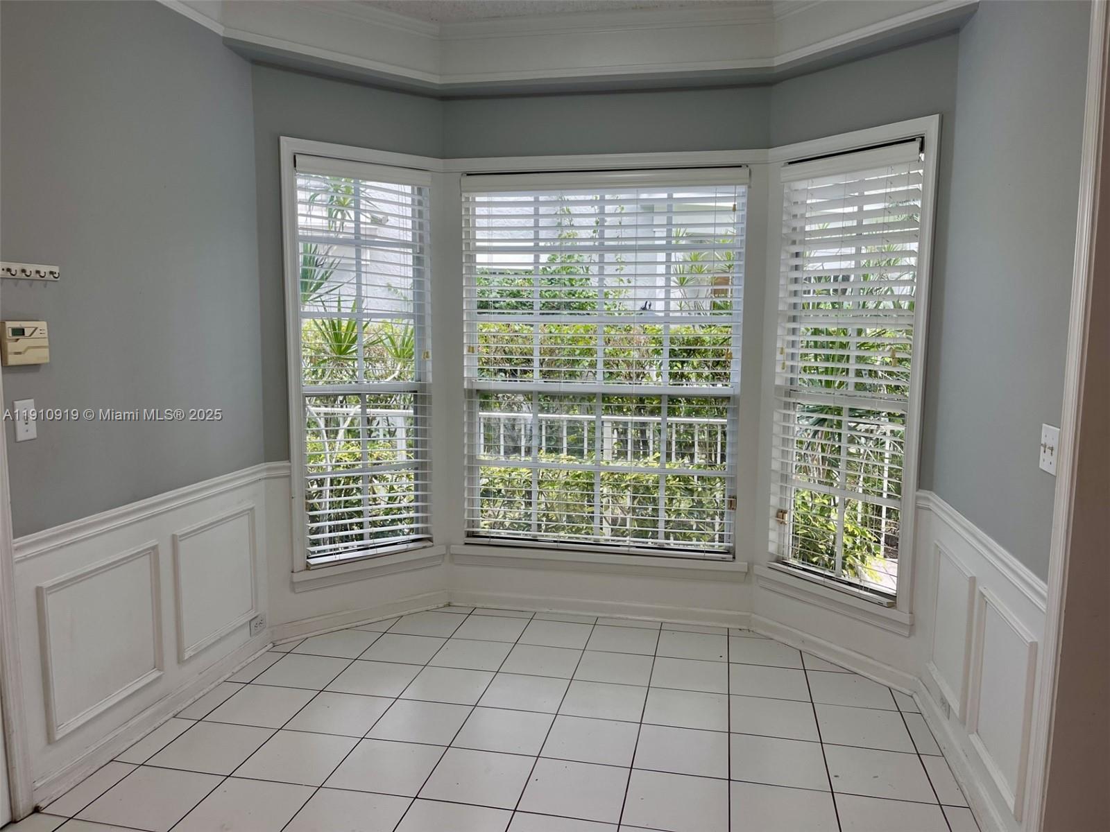 ST ANDREWS GRAND CONDO - Residential Lease