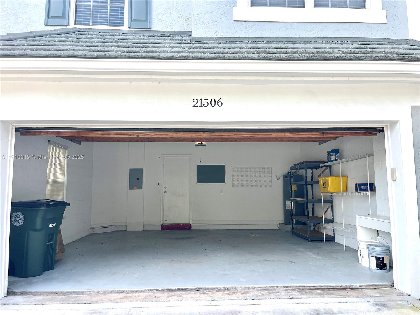 ST ANDREWS GRAND CONDO - Residential Lease