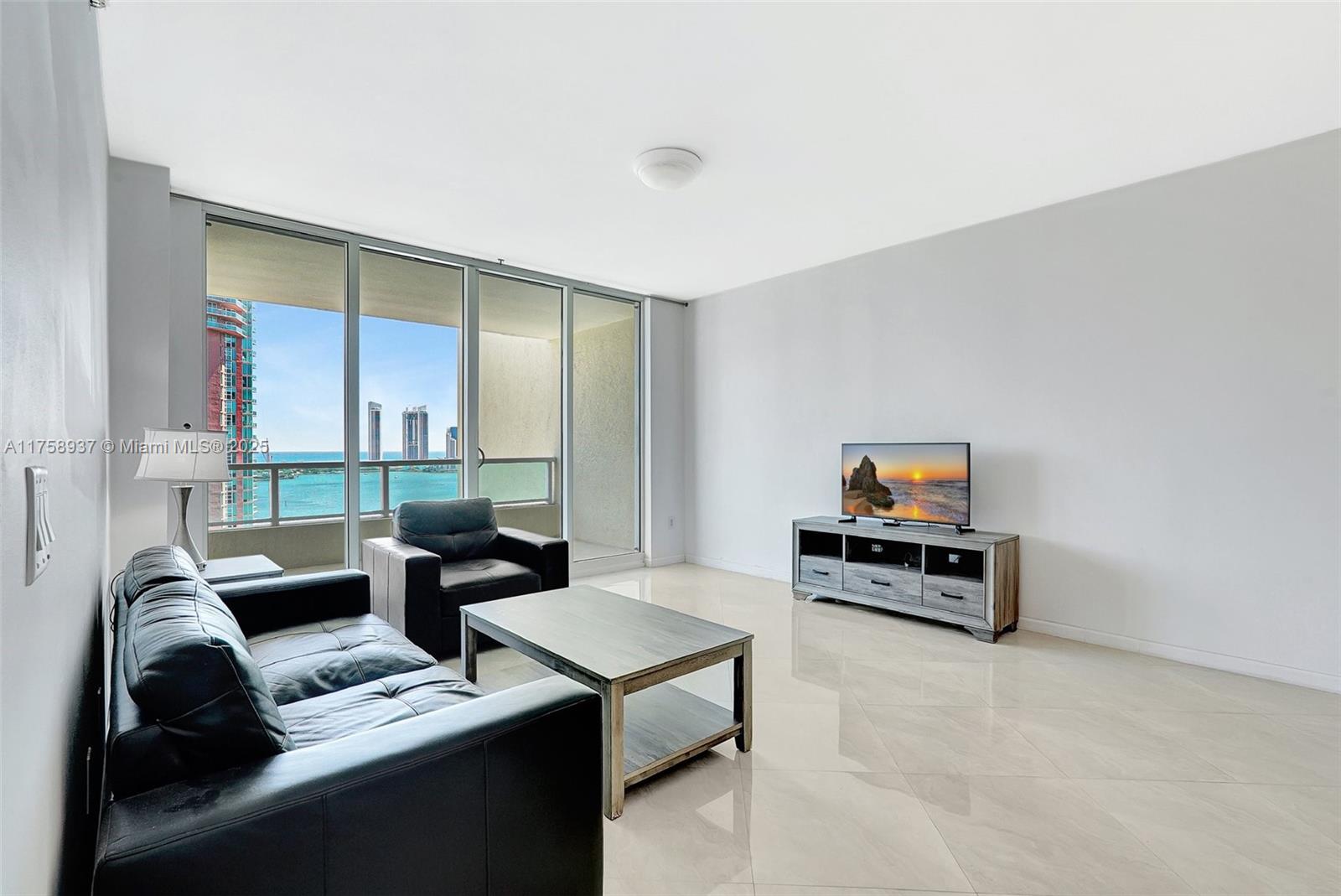 3340 Ne 190th St 1608, Aventura, Miami-Dade County, Florida - 3 Bedrooms  
3 Bathrooms - 