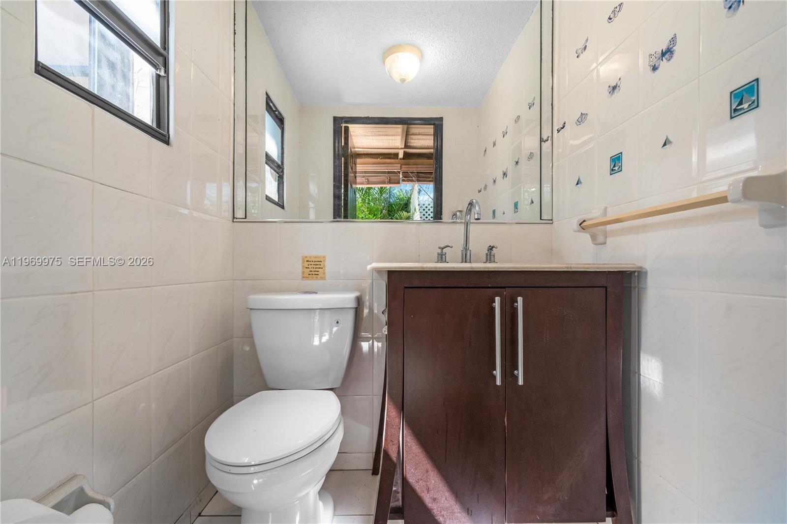 MIRACLE MANOR 1ST ADDN - Residential