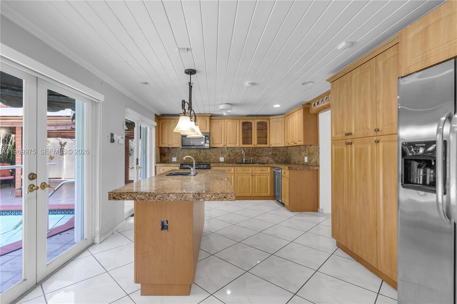 MIRACLE MANOR 1ST ADDN - Residential