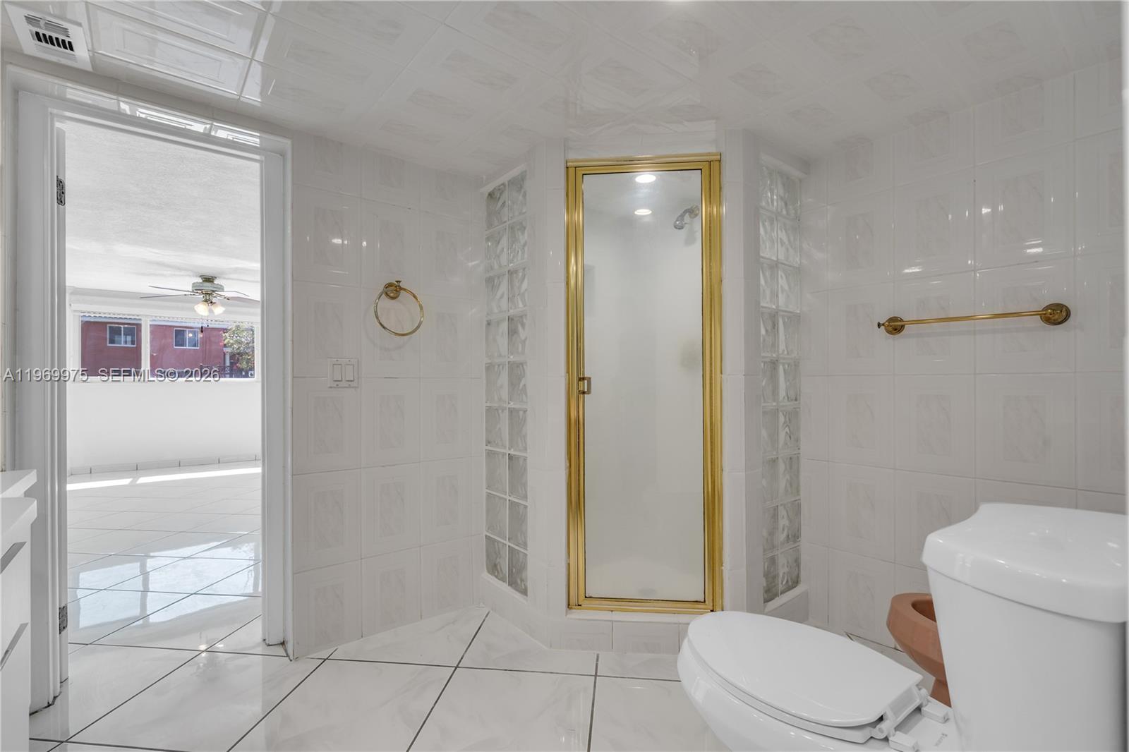 MIRACLE MANOR 1ST ADDN - Residential