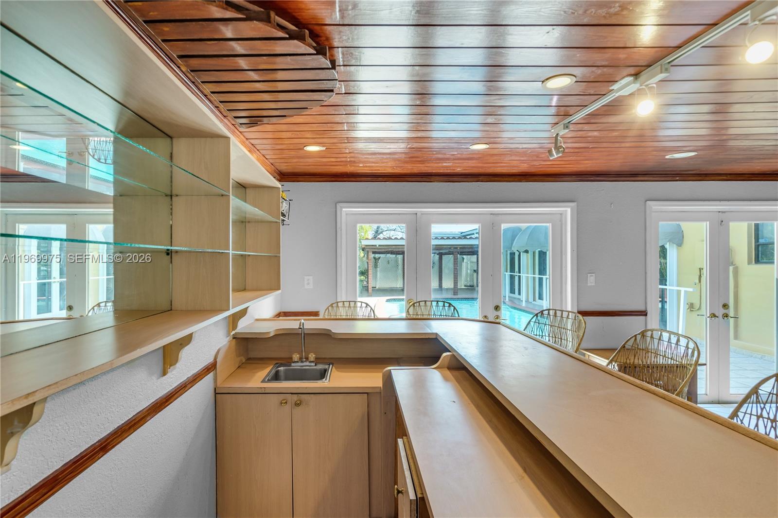 MIRACLE MANOR 1ST ADDN - Residential