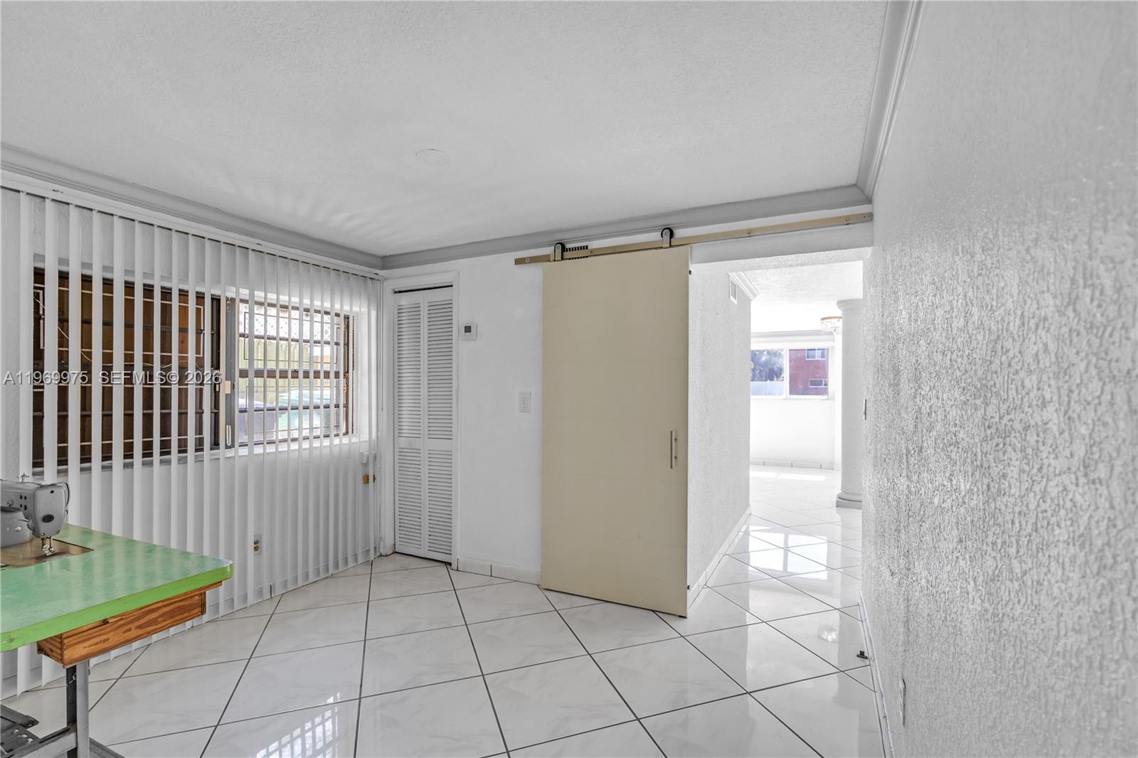 MIRACLE MANOR 1ST ADDN - Residential