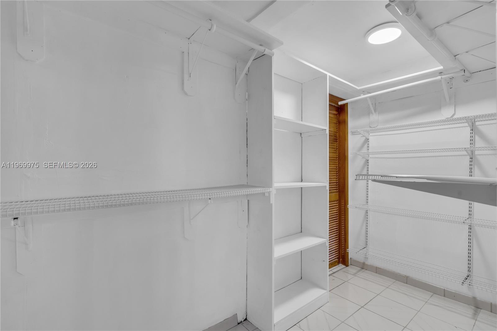 MIRACLE MANOR 1ST ADDN - Residential