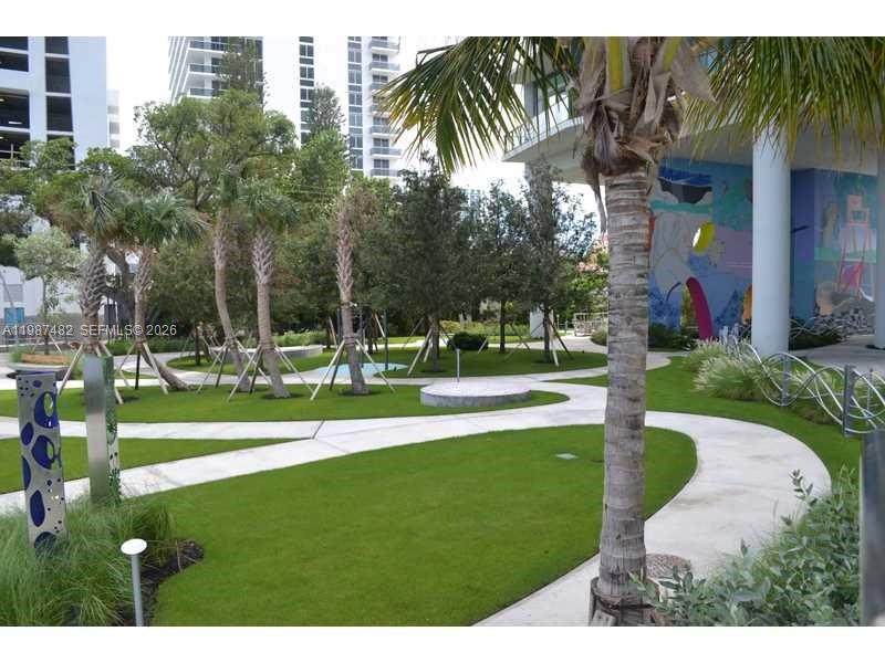 ICON BAY CONDO - Residential Lease