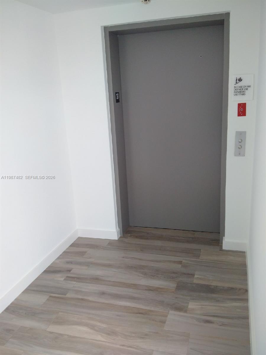 ICON BAY CONDO - Residential Lease