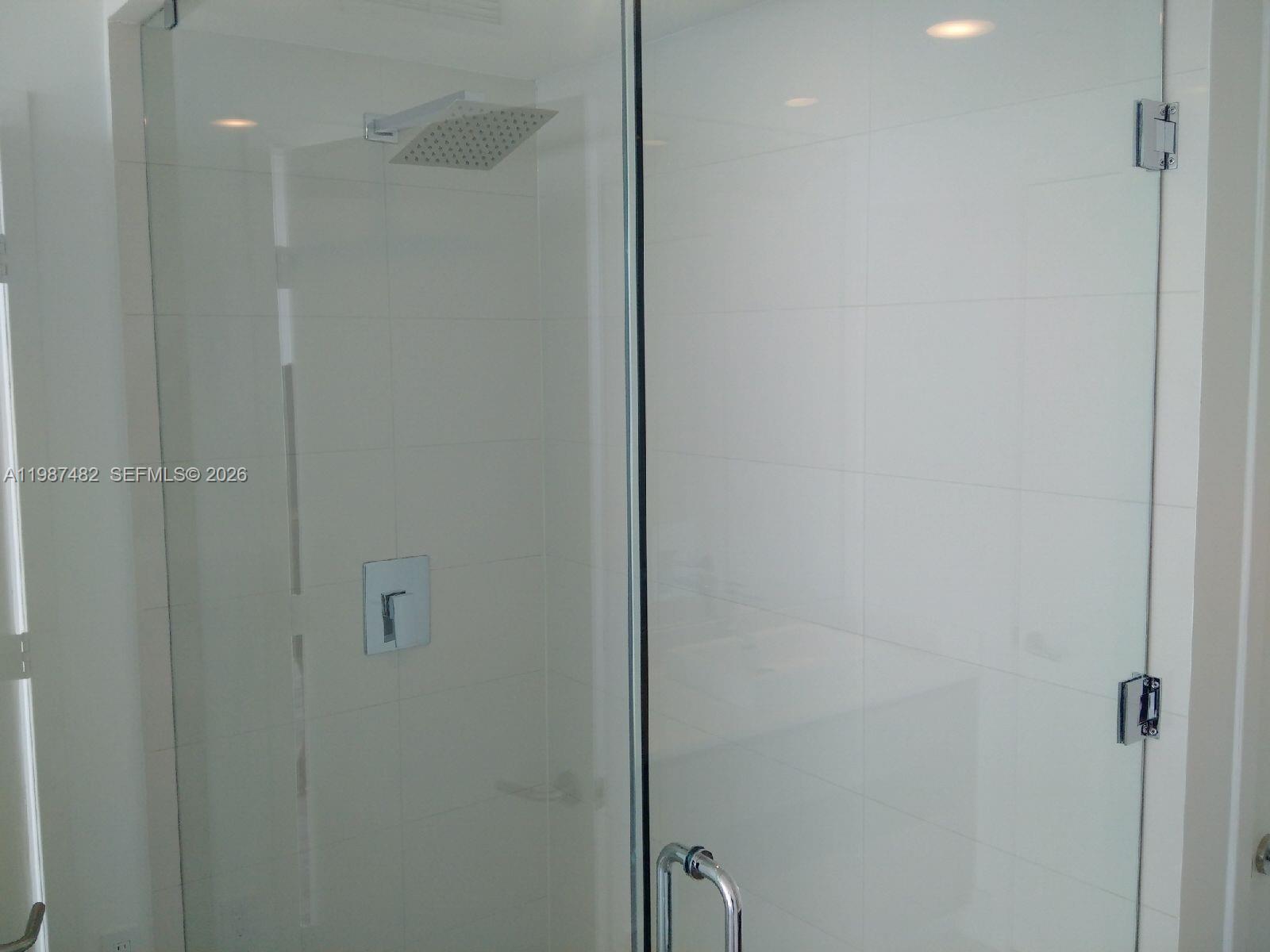 ICON BAY CONDO - Residential Lease