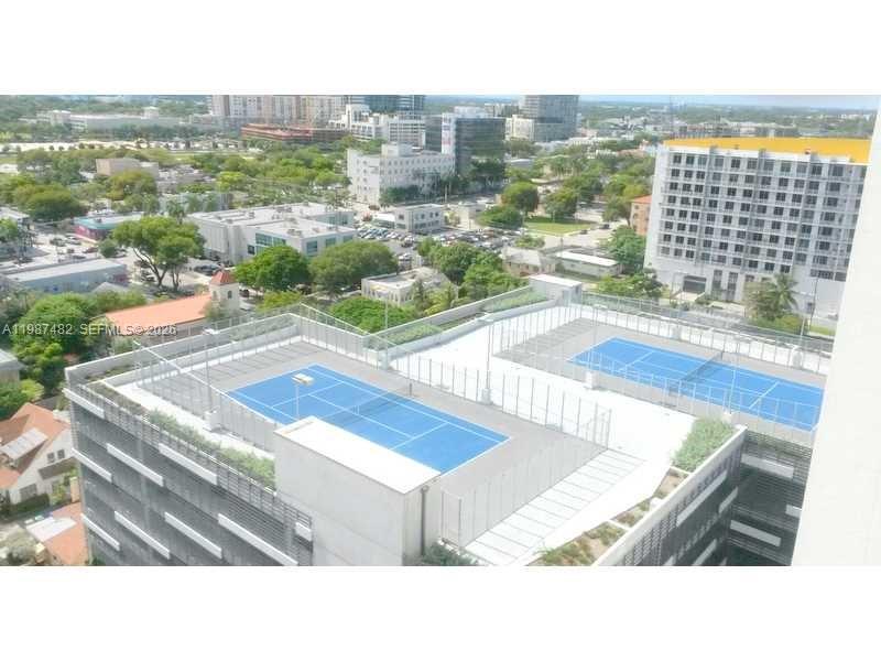 ICON BAY CONDO - Residential Lease