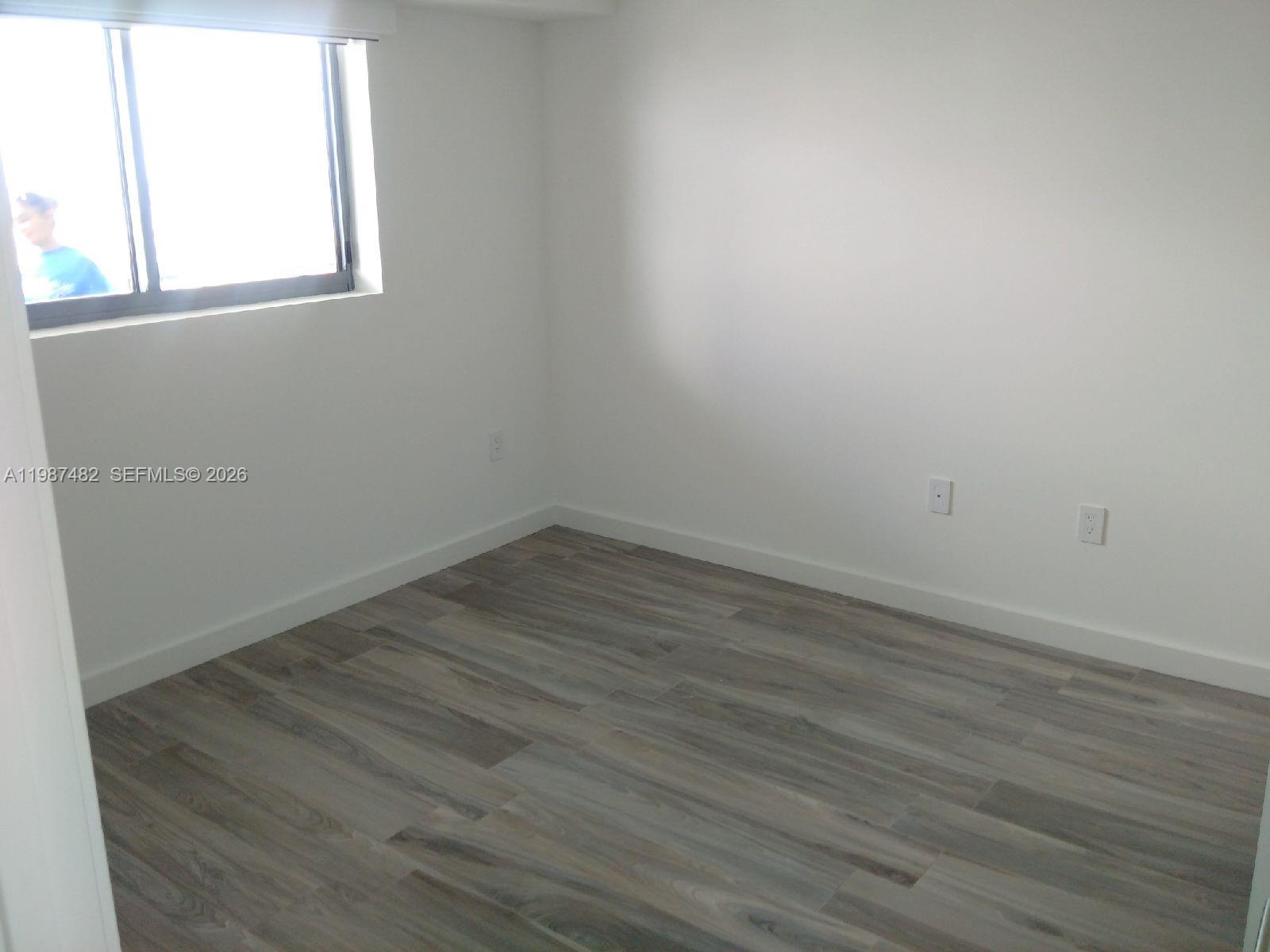 ICON BAY CONDO - Residential Lease