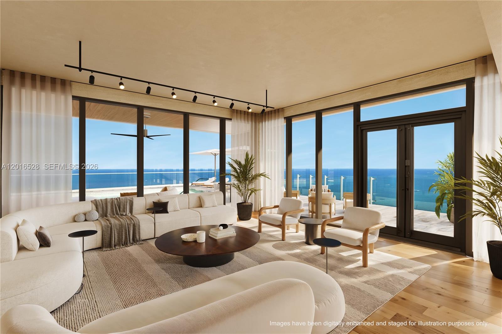 TURNBERRY OCEAN CLUB - Residential