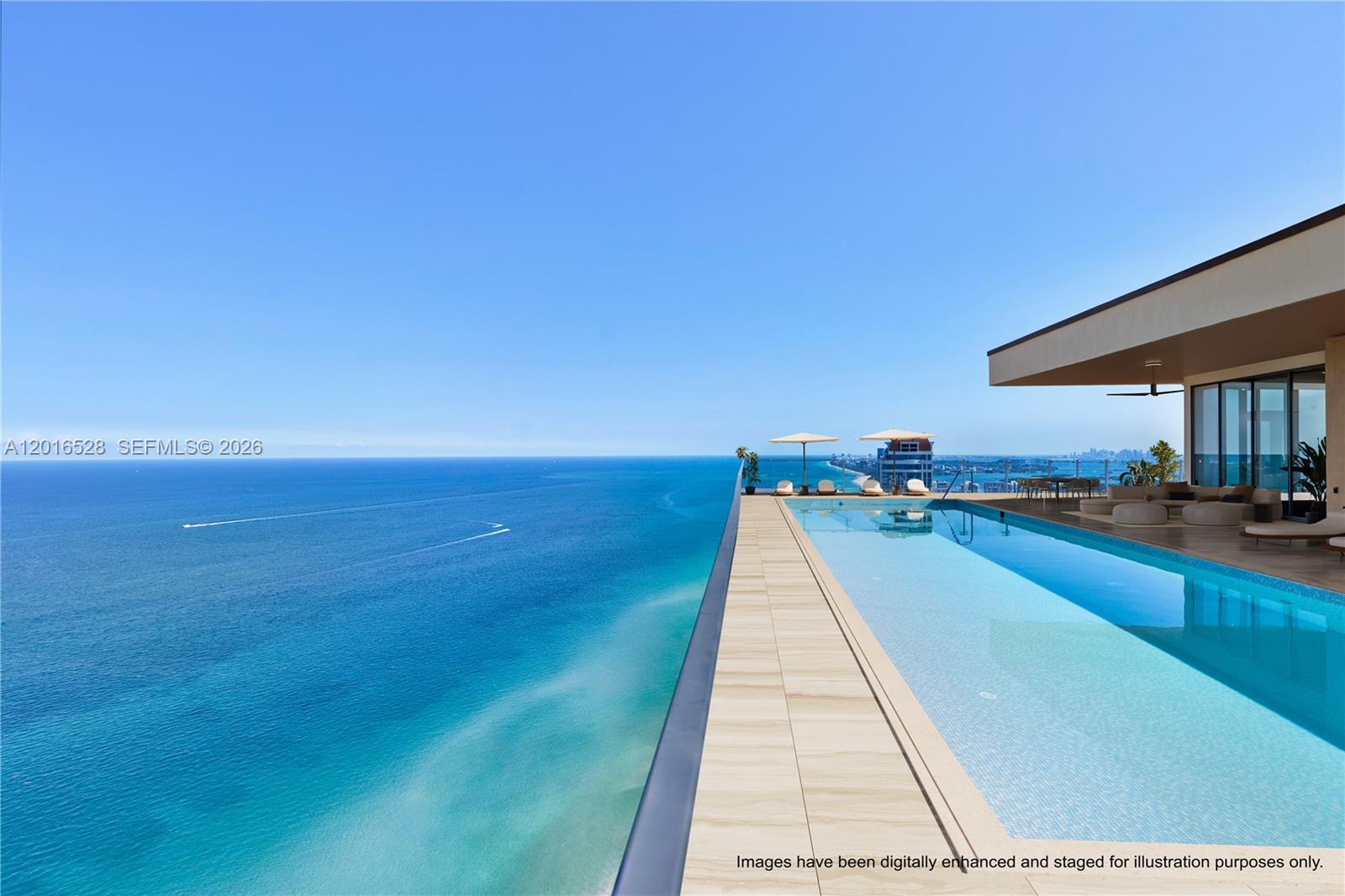 TURNBERRY OCEAN CLUB - Residential