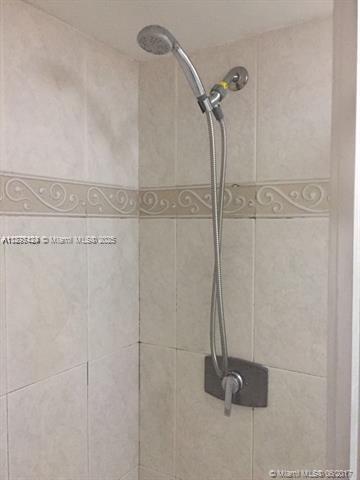 GREYNOLDS PARK CLUB CONDO - Residential