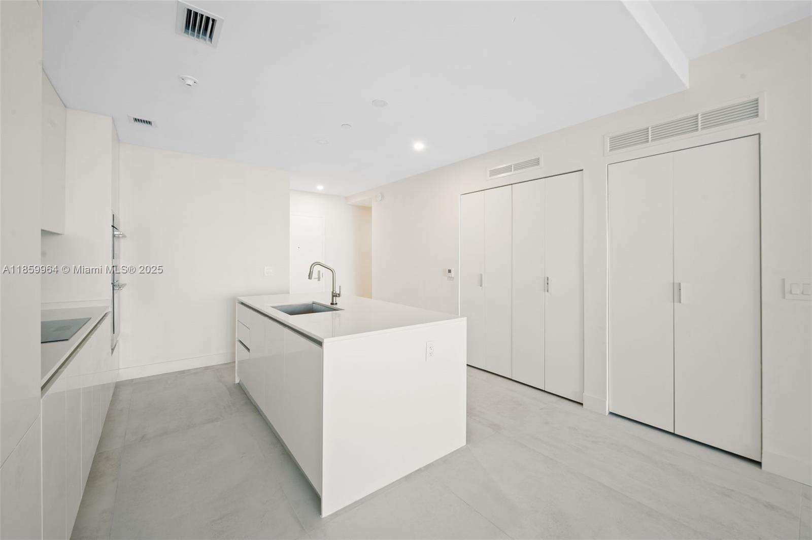 ARIA RESERVE - Residential Lease