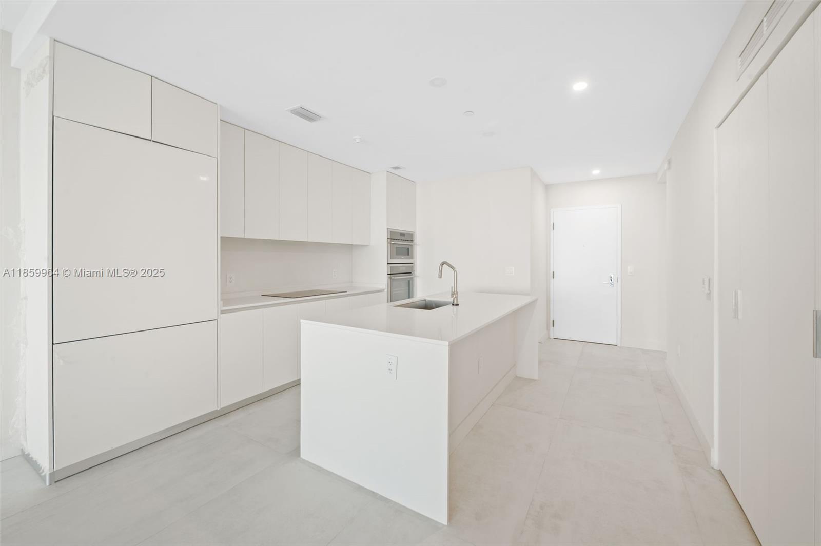 ARIA RESERVE - Residential Lease