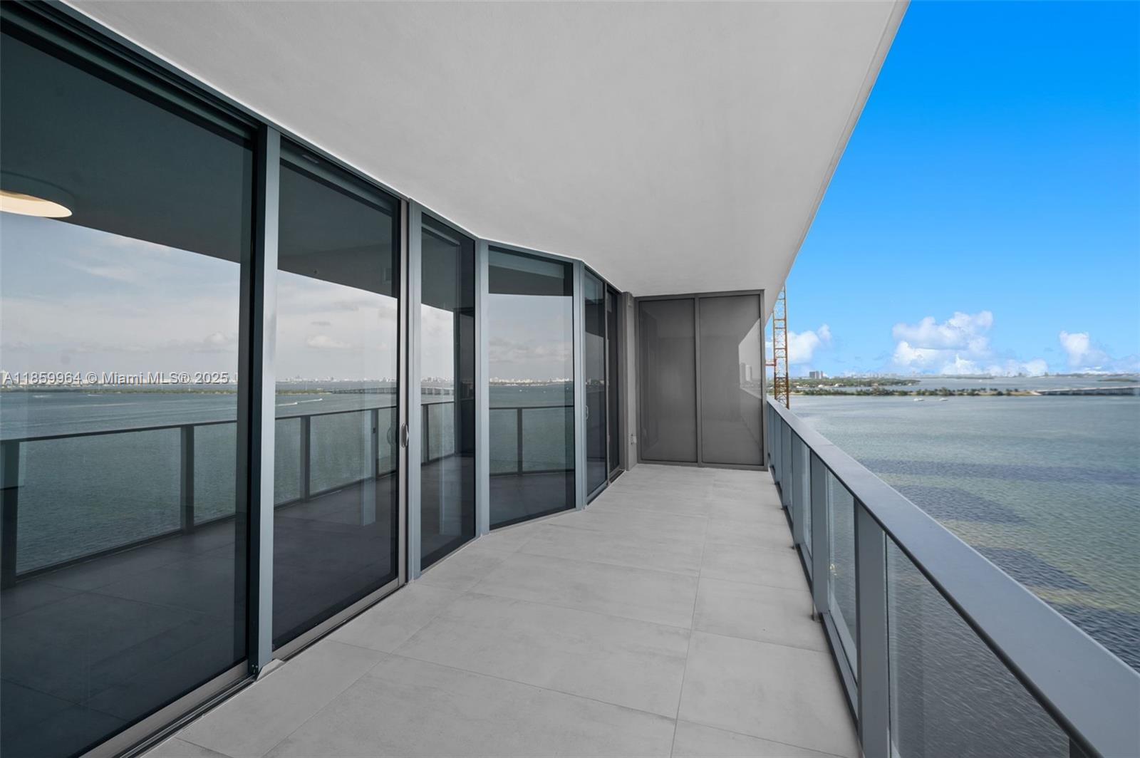 ARIA RESERVE - Residential Lease