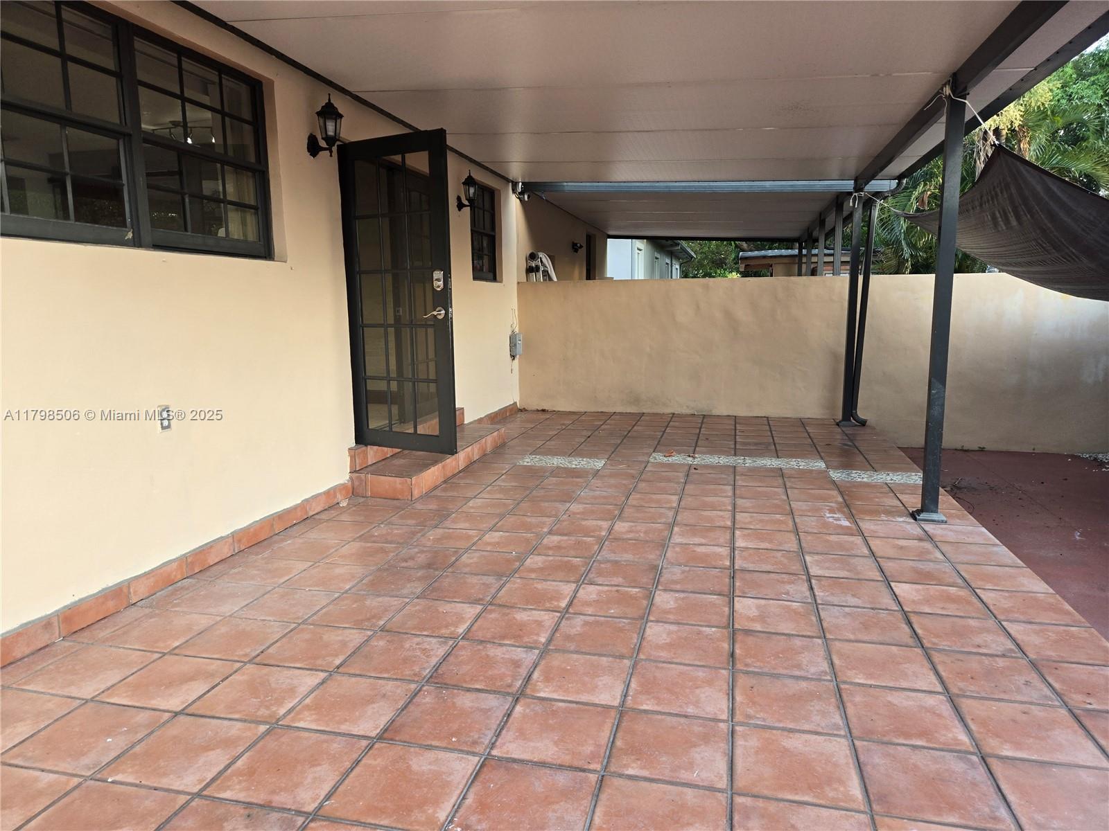 KEW GARDENS - Residential Lease