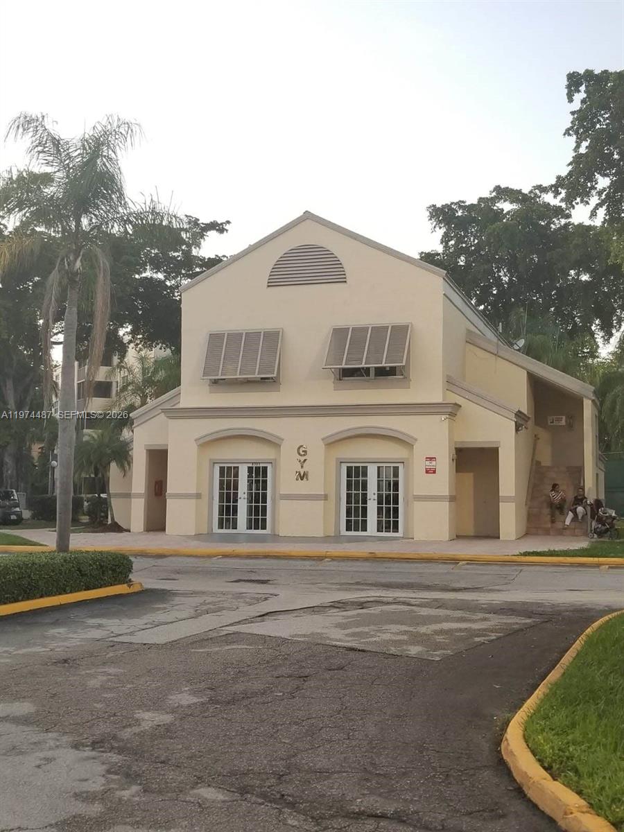 LAS VISTAS AT DORAL CONDO - Residential Lease