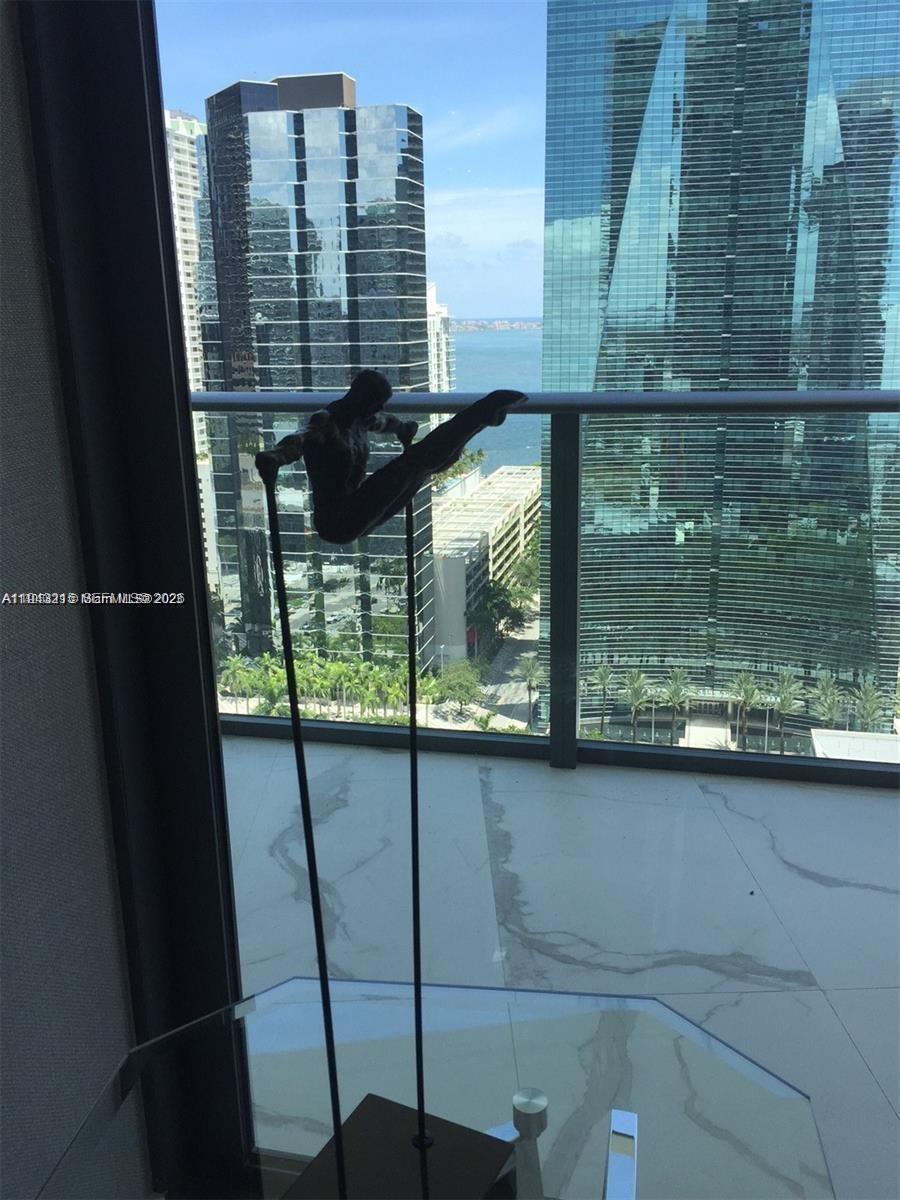 1300 S MIAMI AVENUE CONDO - Residential