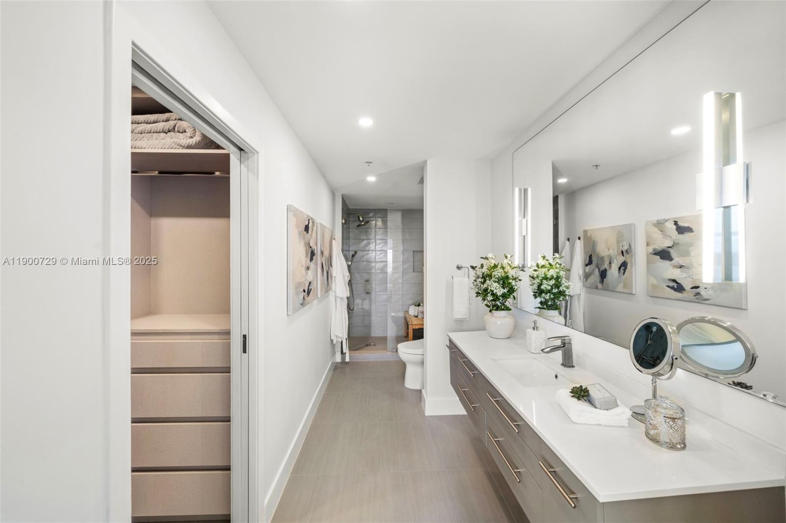 FOUR MIDTOWN MIAMI CONDO - Residential