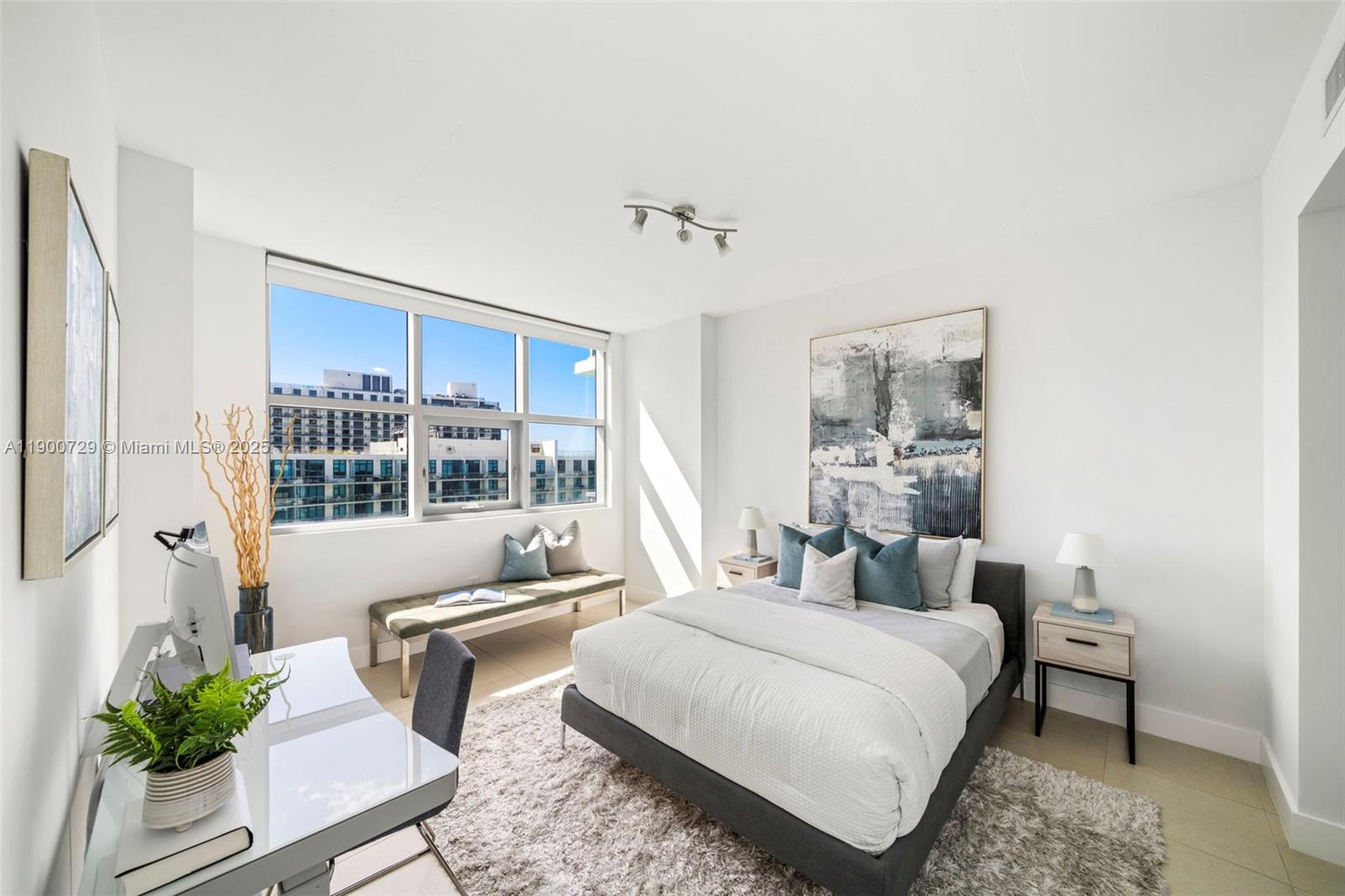 FOUR MIDTOWN MIAMI CONDO - Residential