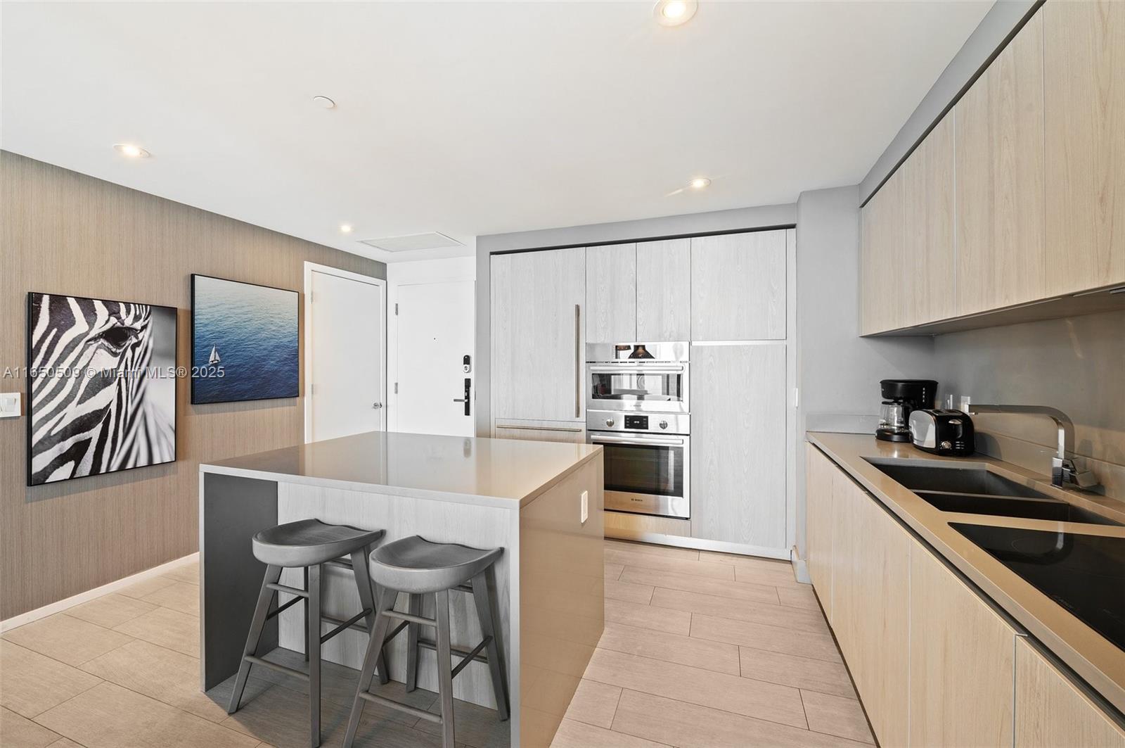 4010 SOUTH OCEAN CONDO - Residential