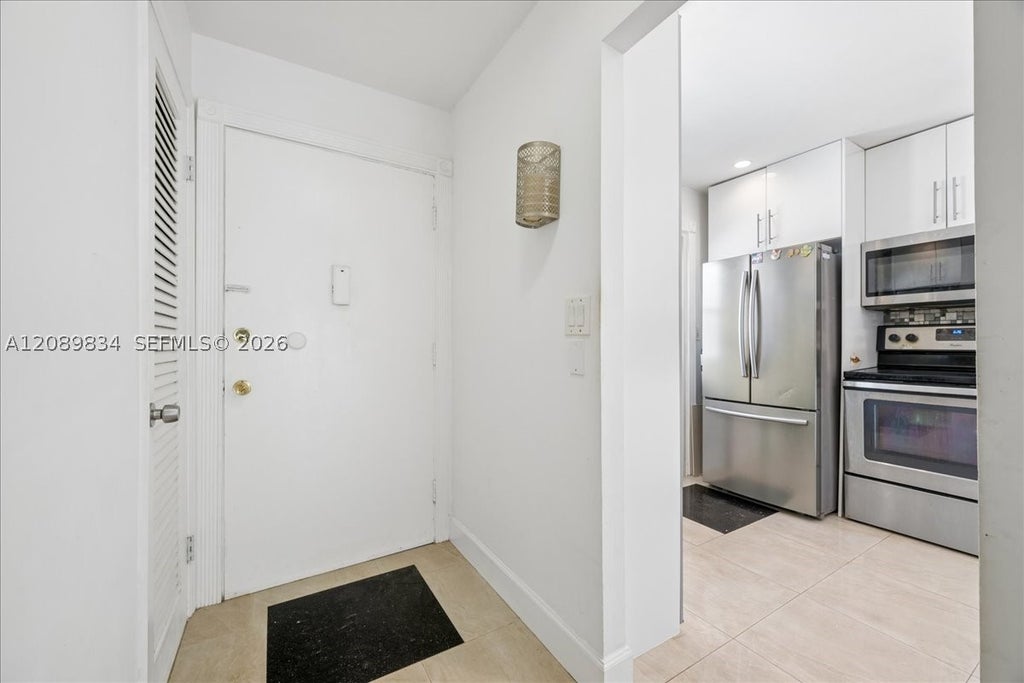 Photo of 233 NE 14th Ave #2nd floor, Hallandale Beach, FL 33009 (MLS # A12089834)