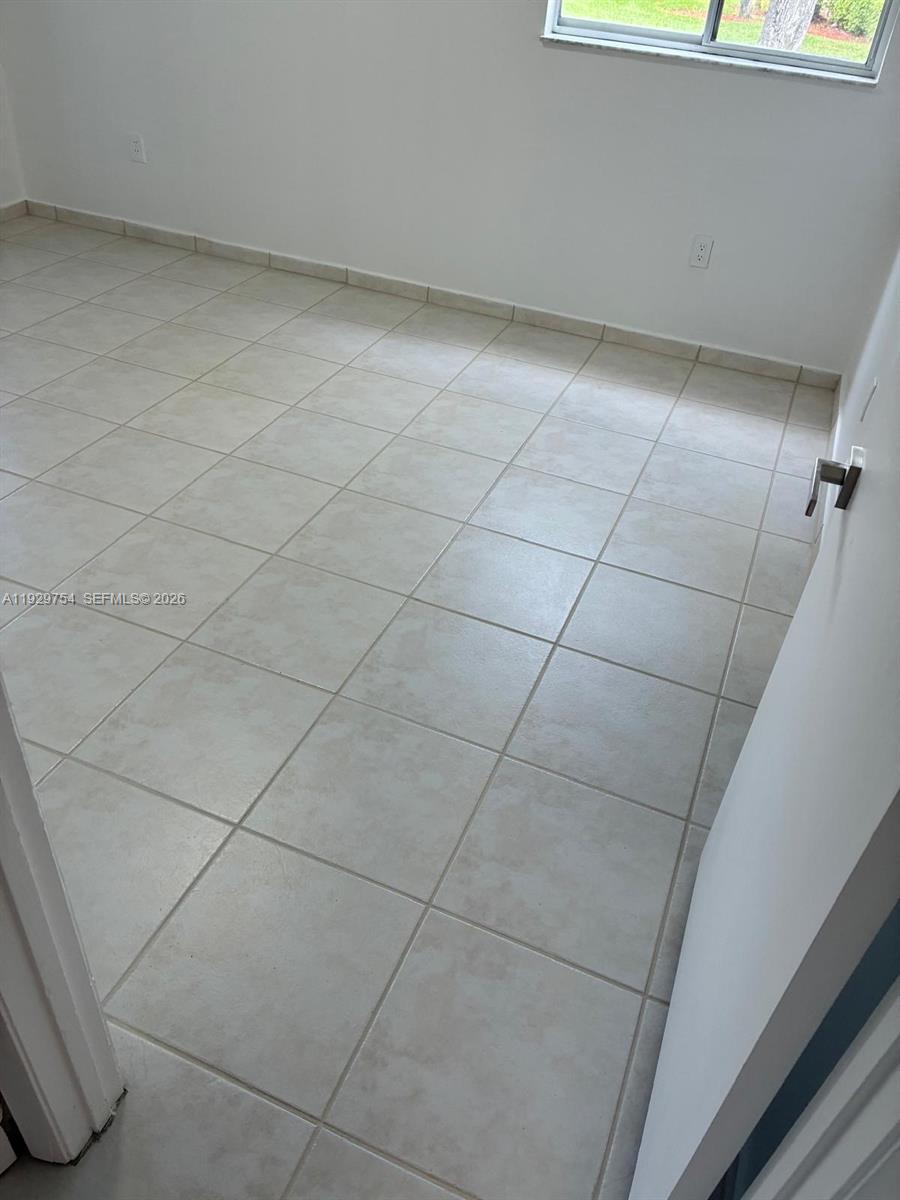 DORAL PK CO CLUB VILLAS C - Residential Lease