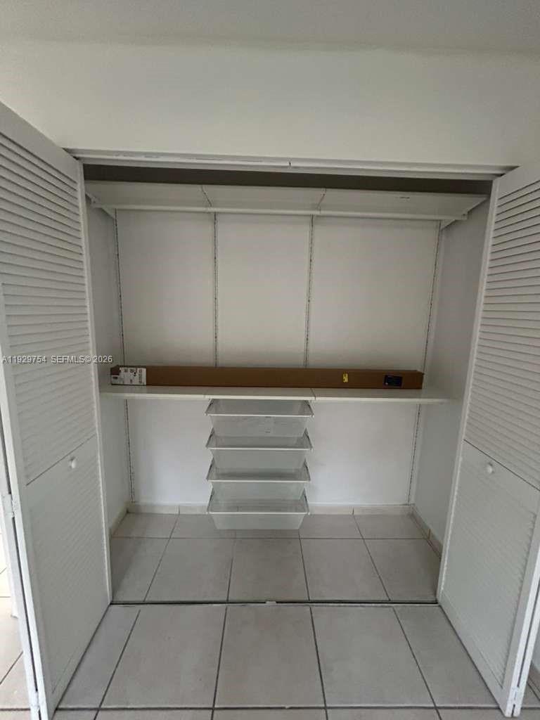 DORAL PK CO CLUB VILLAS C - Residential Lease