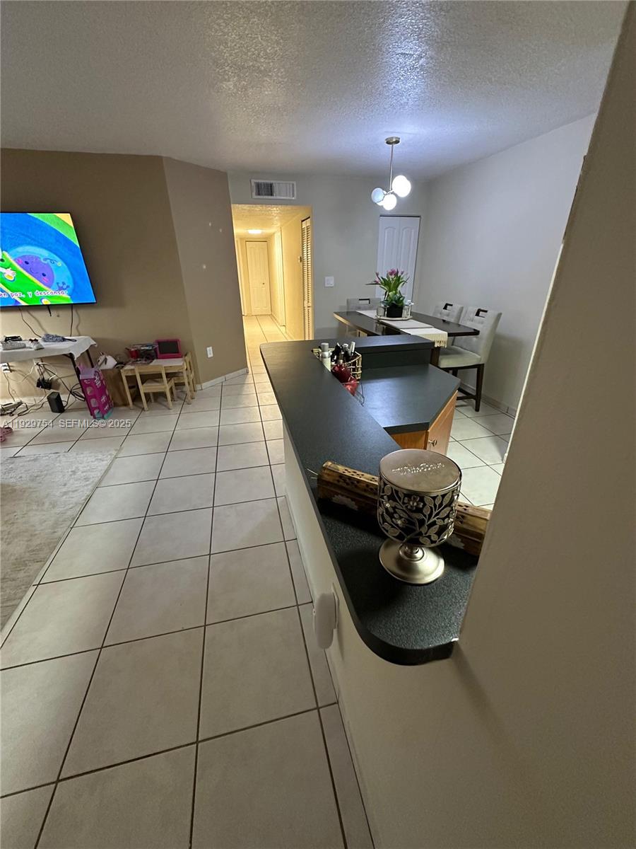 DORAL PK CO CLUB VILLAS C - Residential Lease