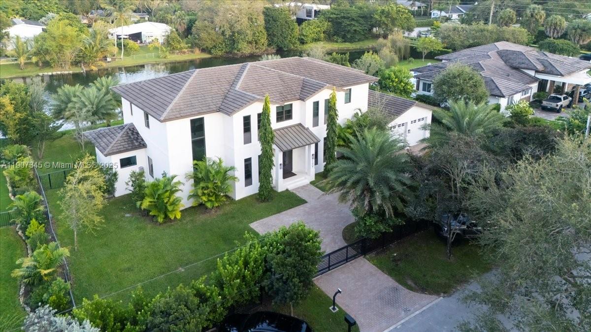 OAKRIDGE ESTATES SEC 3 - Residential