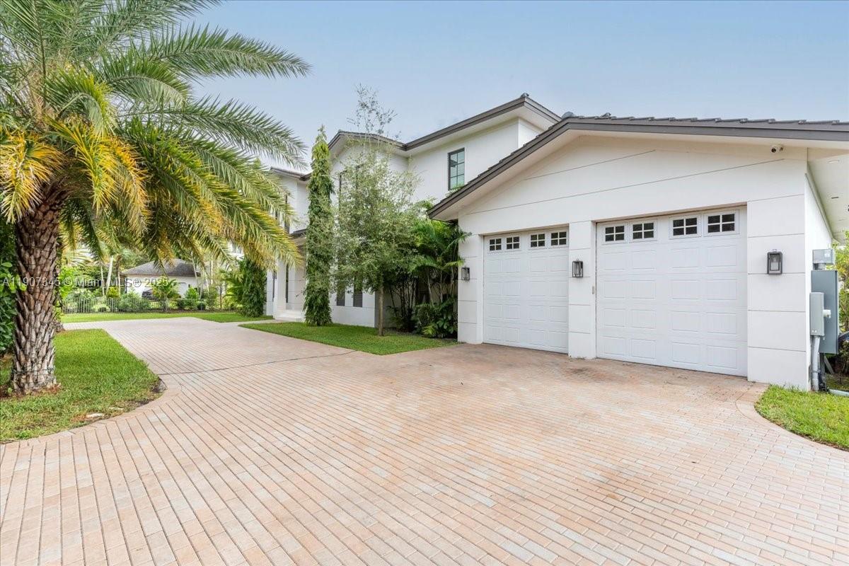 OAKRIDGE ESTATES SEC 3 - Residential