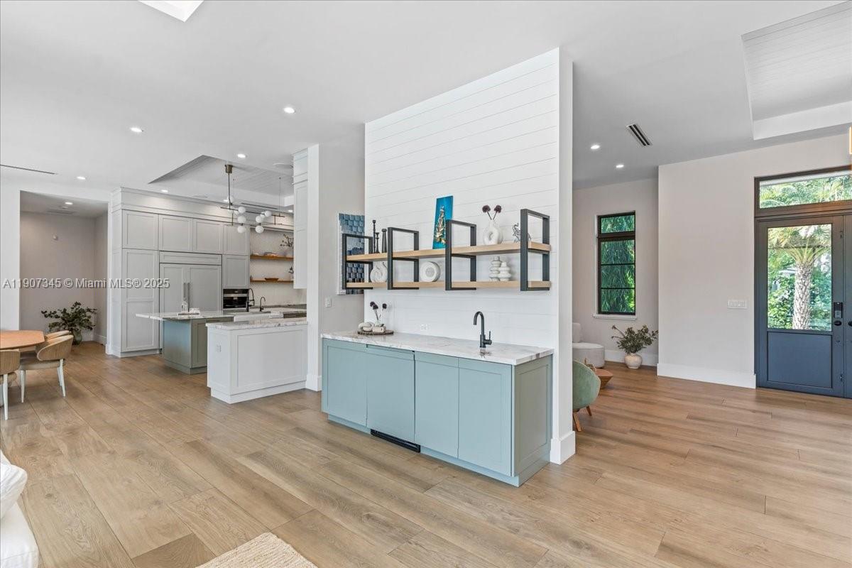 OAKRIDGE ESTATES SEC 3 - Residential