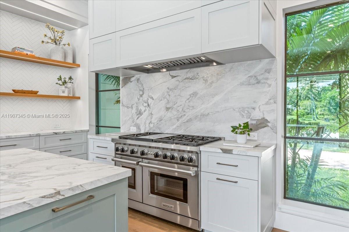 OAKRIDGE ESTATES SEC 3 - Residential