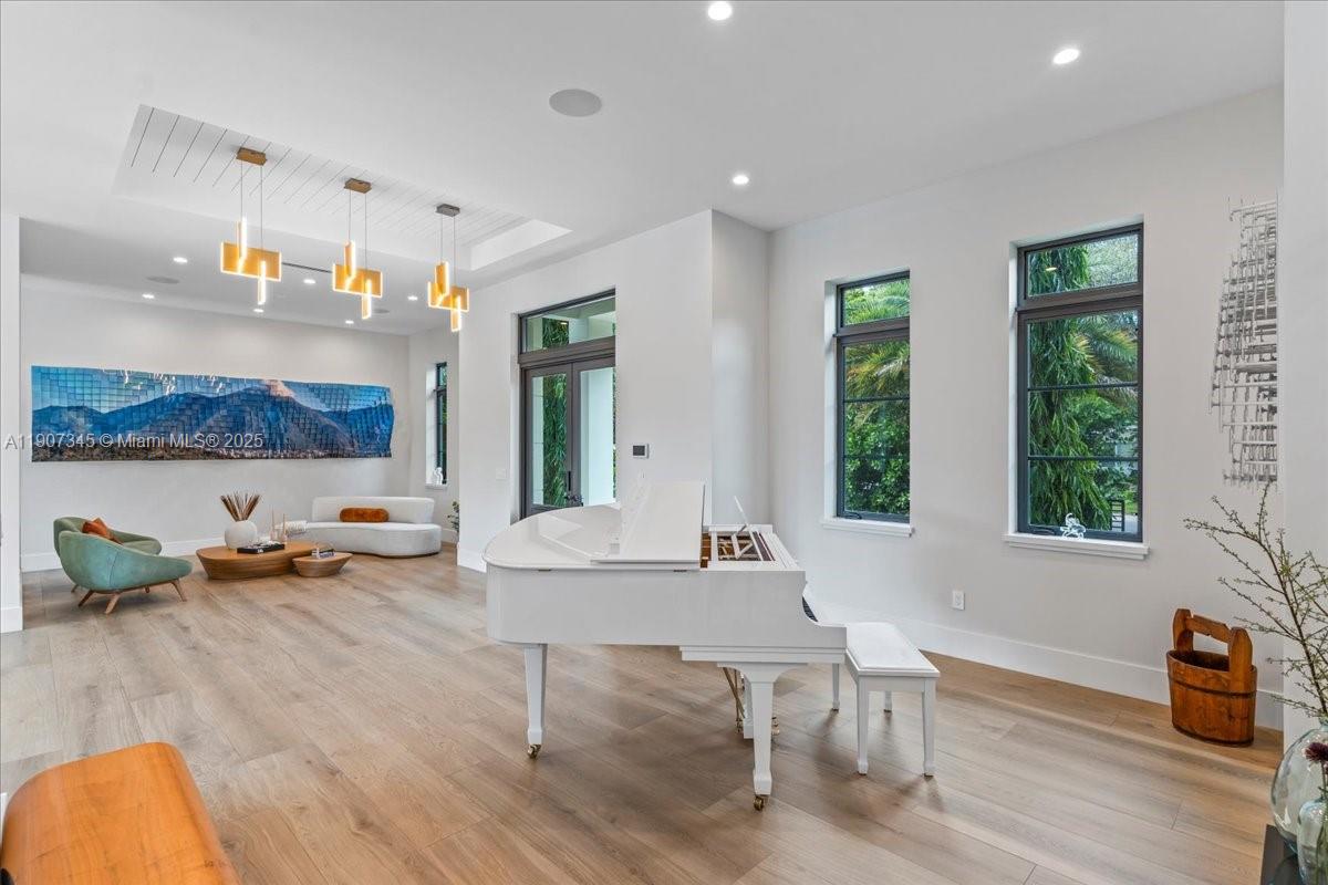 OAKRIDGE ESTATES SEC 3 - Residential