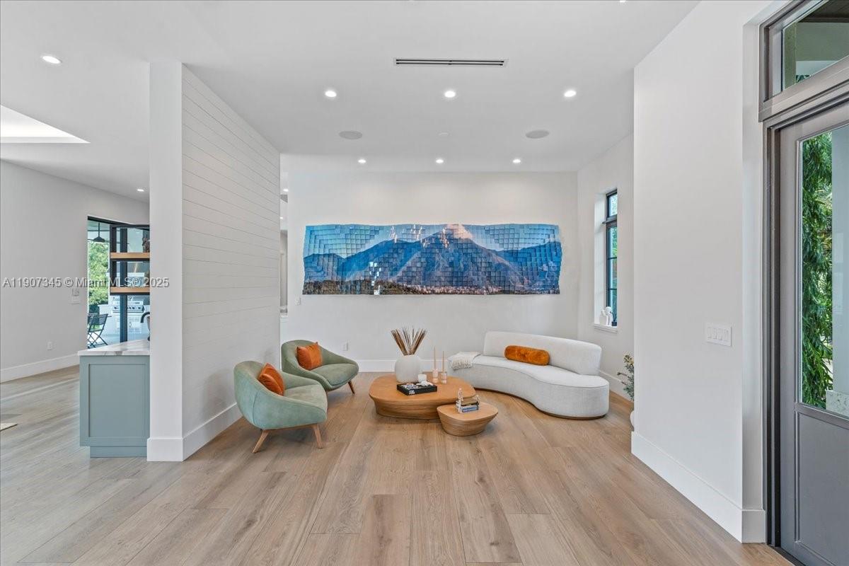 OAKRIDGE ESTATES SEC 3 - Residential