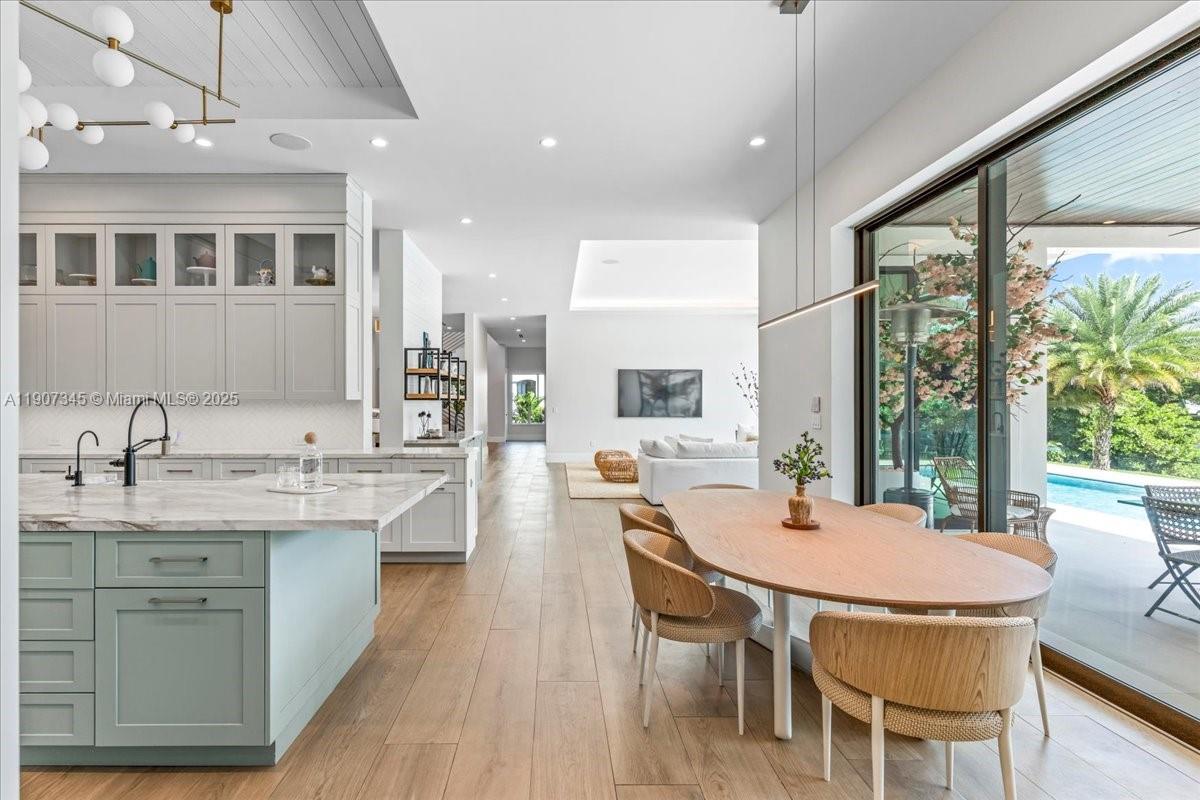 OAKRIDGE ESTATES SEC 3 - Residential