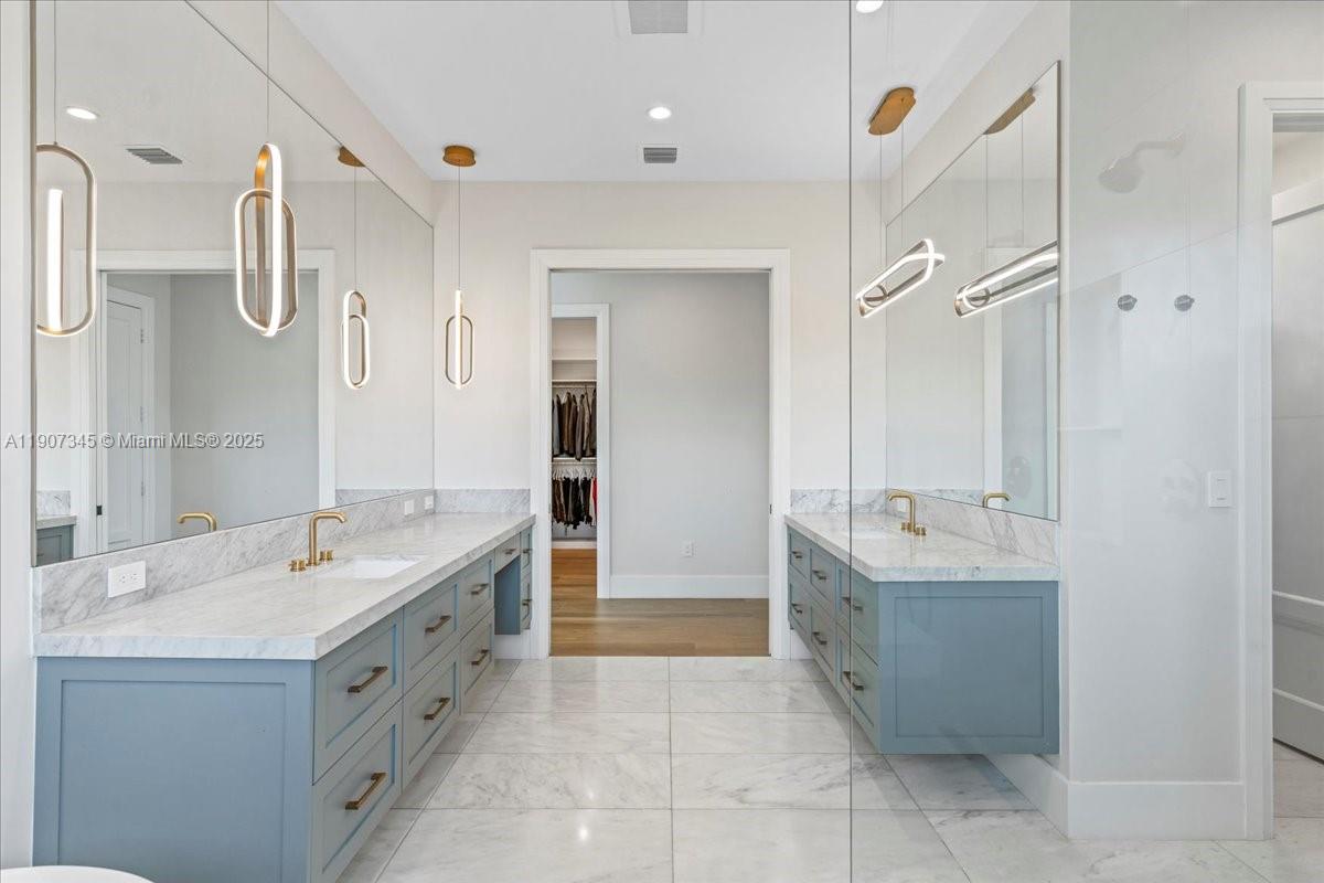 OAKRIDGE ESTATES SEC 3 - Residential