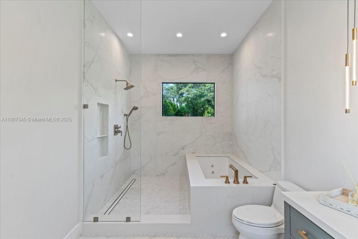 OAKRIDGE ESTATES SEC 3 - Residential