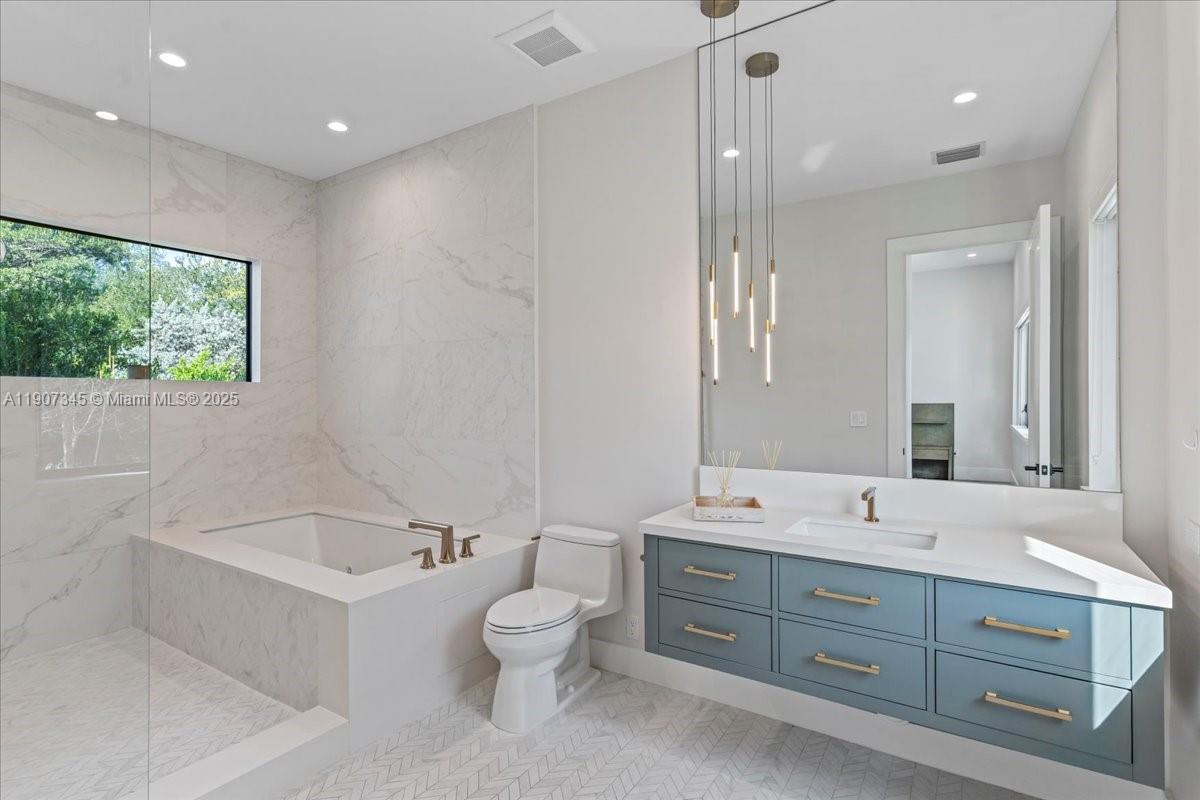 OAKRIDGE ESTATES SEC 3 - Residential