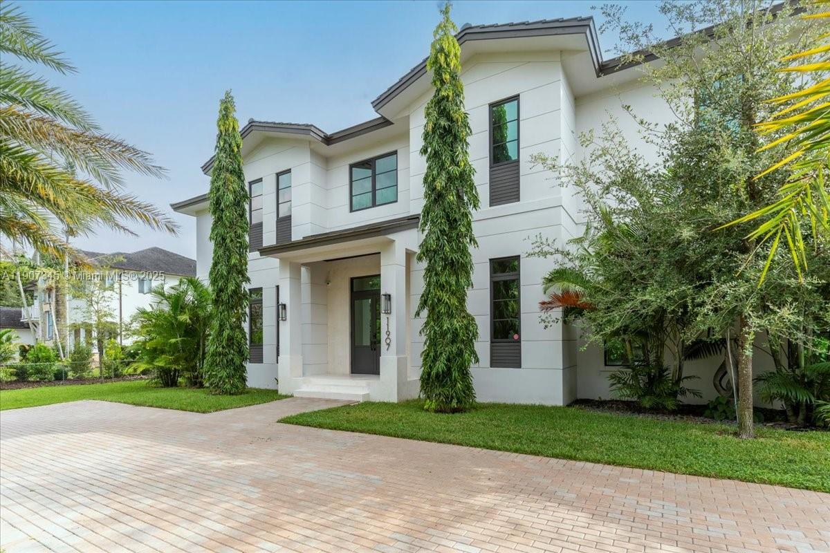 OAKRIDGE ESTATES SEC 3 - Residential