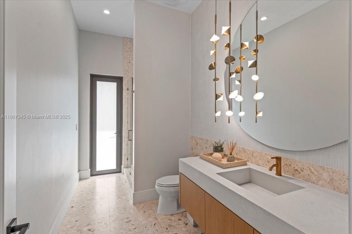 OAKRIDGE ESTATES SEC 3 - Residential