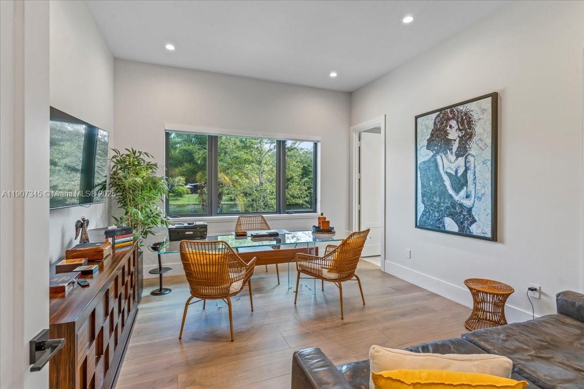 OAKRIDGE ESTATES SEC 3 - Residential