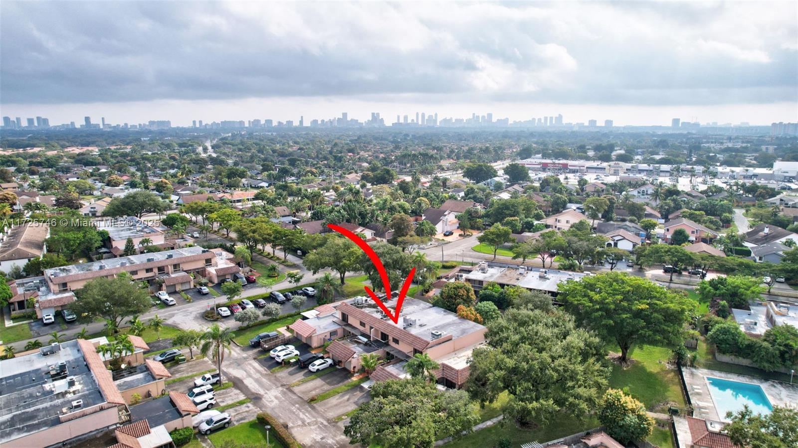 TOWNHOUSES OF THE CALIF C - Residential